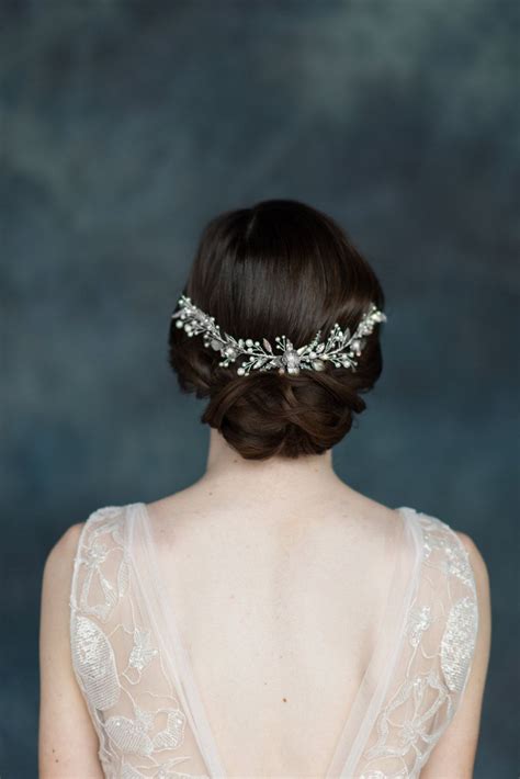 7 Wedding Hair Vines Worth Obsessing Over Right Now