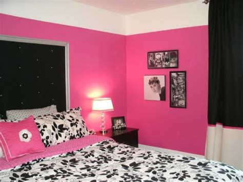Dramatic Black White And Hot Pink Room On A Budget Girls