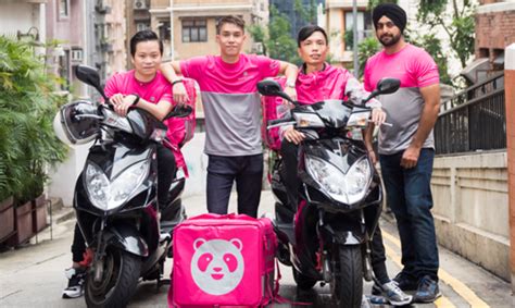 Maintain your food's proper serving temperature during delivery with insulated food bags. foodpanda unveils free Pick-Up service: Is constant ...