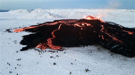 Storm Chaser Captures Incredible Footage Of Icelands Fagradalsfjall Volcano Mabuhay Kabayan