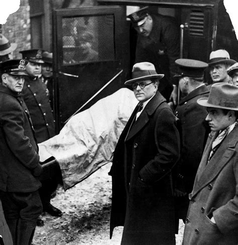 February 1929 gang showdown in chicago, illinois, usa. Revisiting the St. Valentine's Day Massacre | True Crime ...