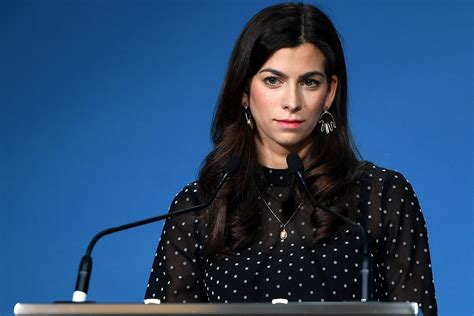 Szentkirályi alexandra szerint, ha a fővárosi önkormányzat nem képes ellátni a feladatát, akkor a kormány, ahogy már sokszor, kisegíti. Szentkirályi Alexandra: A legkisebb segítség is számít ...
