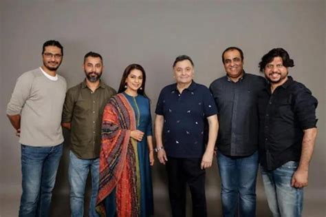 Filme mit rishi kapoor im zusammenhang. Rishi Kapoor's incomplete film Sharmaji Namkeen with Juhi ...