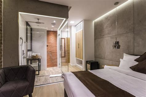 Creative master bedroom ideas for modern kiwis pzazz building. Ideas for Custom Walk-in Showers - Decor Dezine