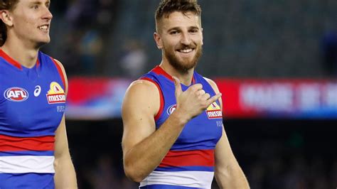 Western bulldogs 2021 newera retro script cap. AFL news 2021: Western Bulldogs captain Marcus Bontempelli ...