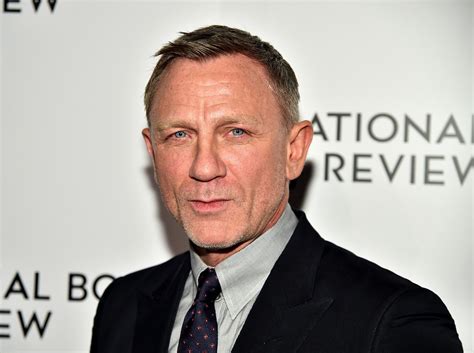 How Tall Is Daniel Craig Compared To Other James Bond Actors