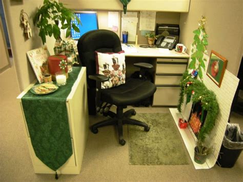 Compare prices on popular products in wall decor. Simple Christmas Decorating for Office | Christmas cubicle ...