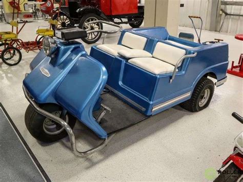 Harley Davidson 3-Wheel Golf Cart, Gas, Does Not Run - Roller Auctions