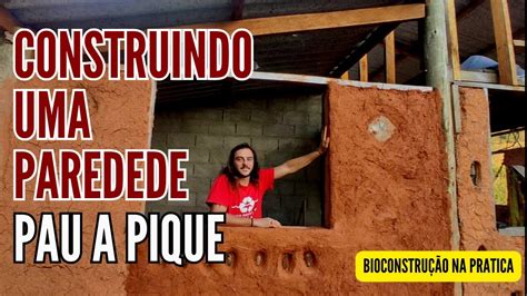 Parede De Pau A Pique