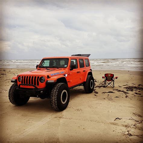 Sexiest Jeep Alive Round 5 Voting 41 50 Jeep Wrangler Forums Jl Jlu Rubicon