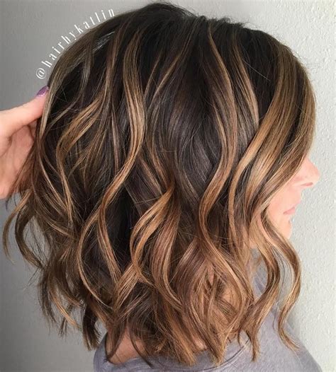 Casual chic for every day. 50 Gorgeous Wavy Bob Hairstyles with an Extra Touch of ...
