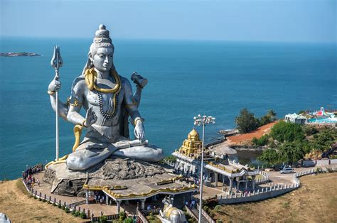 Best Religious Places In Karnataka In And By Road