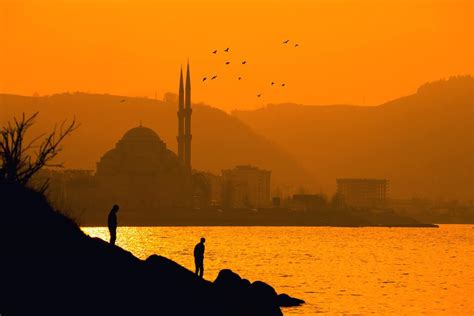 Translations of the word jemaah from french to english and examples of the use of jemaah in a sentence with their translations: Bolehkah Solat Jemaah Dengan Imam Yang Berlainan Mazhab