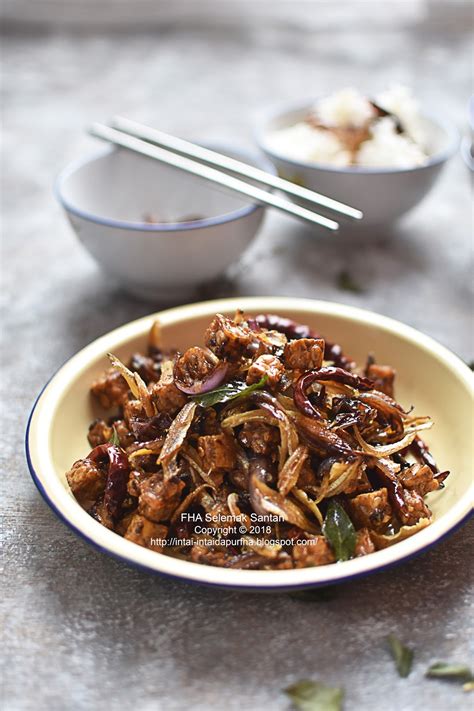 Pasalnya, ini adalah menu harian yang disukai oleh siapa pun. TEMPE GORENG KICAP MANIS ... ranggup-ranggup belaka ...