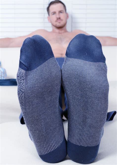 T Ter Selten Behindert Male Socks Tumblr Spender Tanker Durchschauen