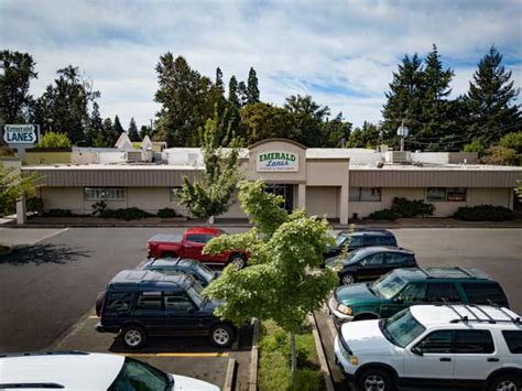 American mattress is located in eugene city of oregon state. Oakway Landing | Oakway Landing Eugene Oregon