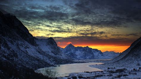 Gorgeous Mountain Landscape Winter Mountains Sunset Lake Wallpaper With