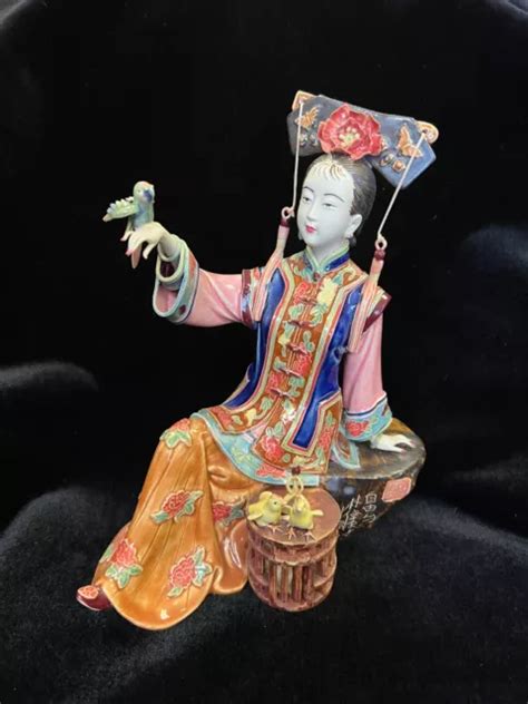 Chinese Pottery Wucai Porcelain Woman Ladies Girl Wbird Statue 9 12