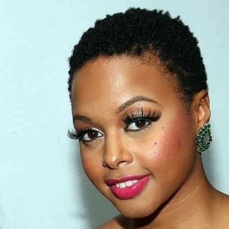 Voluminous pixie for triangle face; 30 Best Short Haircuts for Black Women | Short Hairstyles ...