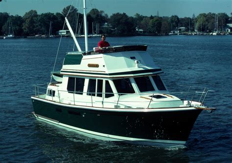 About Sabre Yachts Handcrafted Semi Custom Motoryachts From Maine