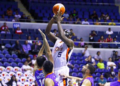 Meralco Pulls Away Late To Trounce Nlex