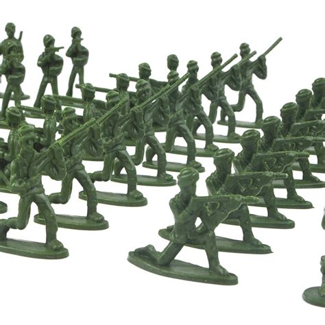 Matoen 100 Pcs Military Playset Plastic Toy Soldiers Men 38cm Figures