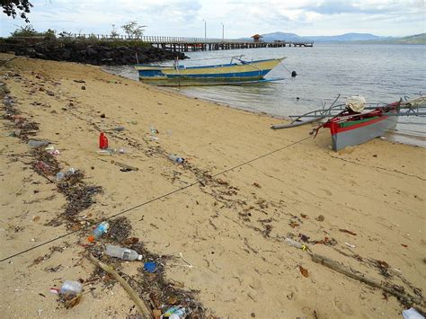 Plastic Waste On Bunaken Beach Photo By Fabio Achilli Wikimedia