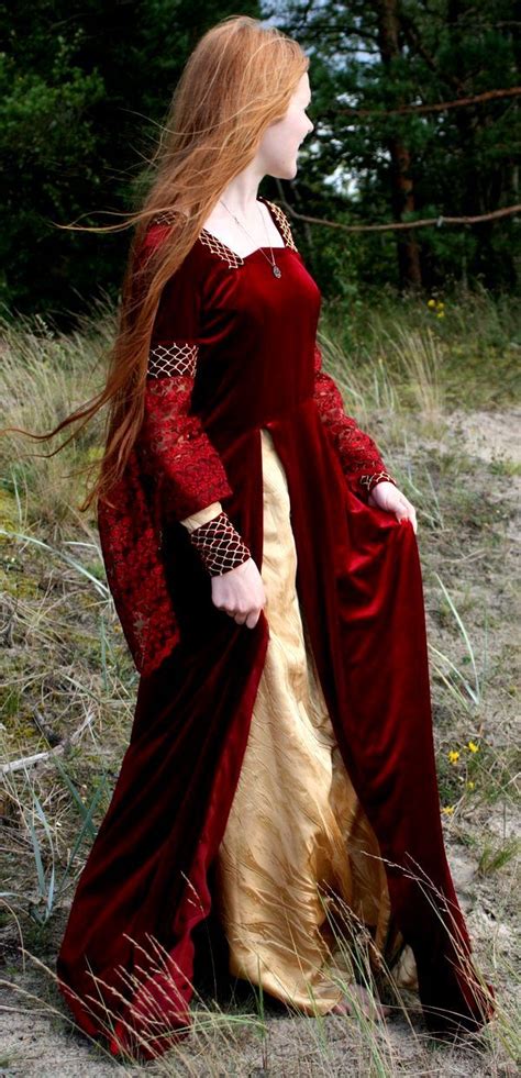 Fantasy And Medieval Wonderfull Fashion Historical Dresses Medieval