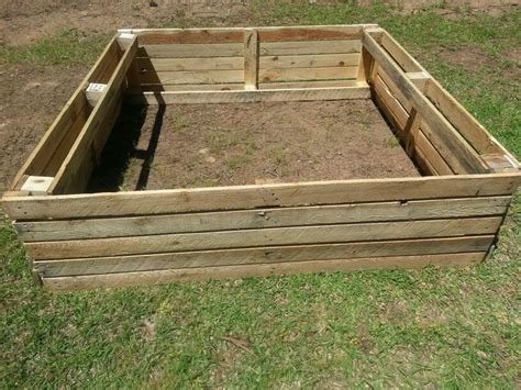 How Do You Make A Raised Garden Bed Out Of Pallets