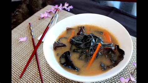 Sopa oriental con setas y tallarines negros 👲🍜🇨🇳 / Asian Black Noodles and Mushroom Soup - YouTube