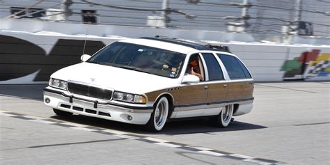 Heres What Makes The Buick Roadmaster Wagon A Classic