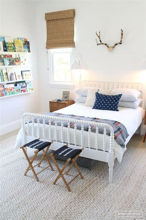 Come in and find out yourself why we're called the real deal. Real/Deal/Steal: A Smart, Preppy Kid's Room | Ikea kids ...