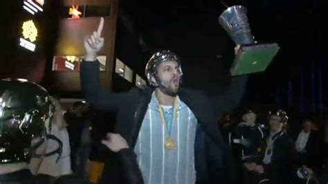 I den första matchen åkte söderberg på ett matchstraff efter en tackling på per ledin. SM-GULD 2013 - Skellefteå AIK - YouTube