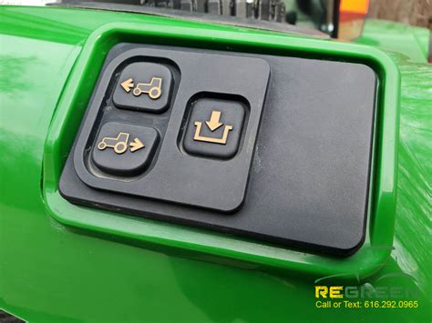 Sold Loaded John Deere 4052r Compact Cab Tractor And Self Leveling