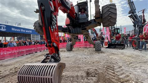 Euromach R1055 Spider Excavator Show At Bauma 2022 4k Youtube