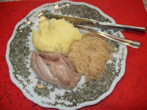 Eisbein mit Sauerkraut Rezept mit Bild