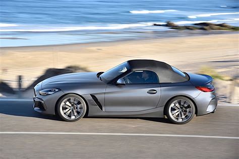 Edmunds also has bmw z4 pricing, mpg, specs, pictures, safety features, consumer reviews and more. 2020 BMW Z4 Roadster Shows Stunning Details in New Photo ...