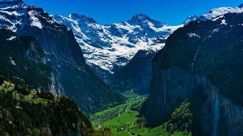 Mountain Village Wengen In Switzerland Alps Lauterbrunnen