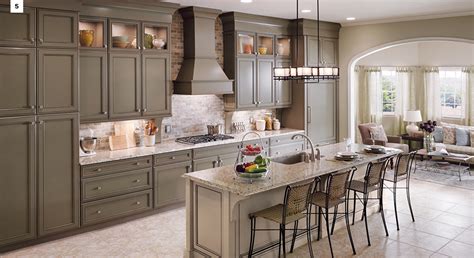 Learn about the best kitchen cabinet manufacturers and suppliers. 5 Most Popular Kitchen Layouts - KraftMaid