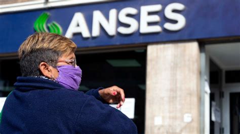 Un bono solidario para los jubilados y pensionados, el cual surge mediante el anteproyecto de ley no. Bono extra a jubilados: qué prepara ANSES para diciembre