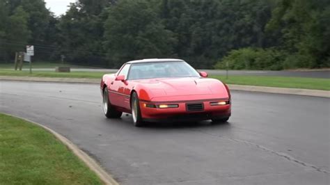 Chevrolet Corvette Zr 12 El Deportivo Estadounidense Con Motor V12 Que