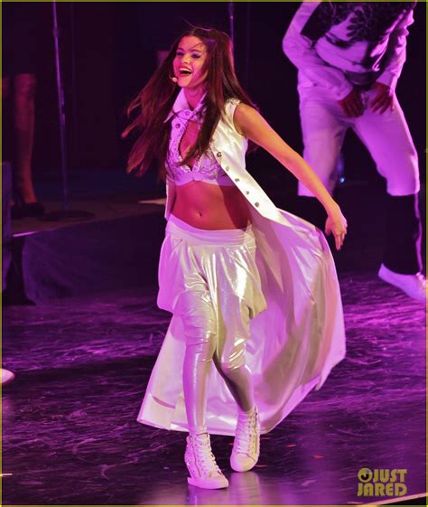 Selena Gomez Stars Dance Tour Kick Off Pictures Photo 2930698 Selena Gomez Photos Just