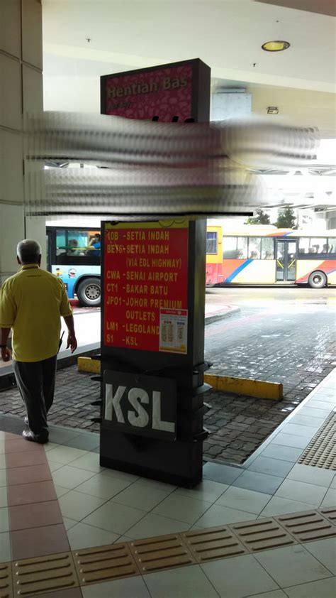 I say both word to him. How to get to Paradigm Mall (Johor Bahru). Mini bus guide ...
