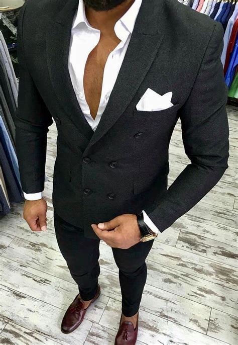 Whether this is your first custom made bespoke suit, or you are already a bespoke tailoring convert, kenneth will provide you expert advice on the perfect style and cut. Giorgenti New York |Custom Suits|Custom Shirts|Tuxedo ...