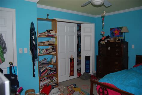 Sassy Vintage Finds: A Messy Teenage Bedroom Transformed ...