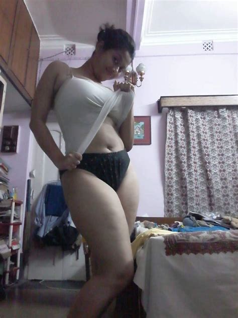Kolkata Professor Lady Self Exposed Naked For Public Viewing Hotpic Cc
