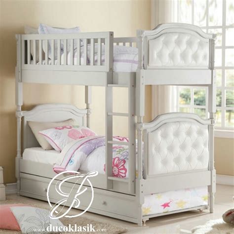 Ranjang / tempat tidur yang nyaman merupakan kebutuhan penting karena tempat tidur adalah tempat untuk beristirahat setelah seharian beraktivitas. Jual Tempat Tidur Anak Tingkat Minimalis Busa Jok ...