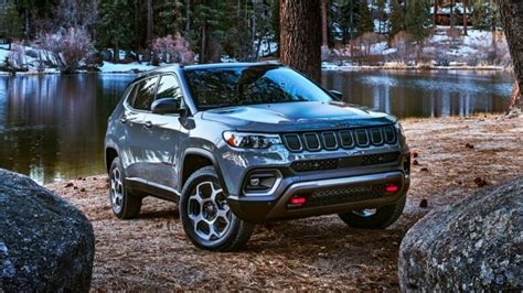 2022 Jeep Compass Trailhawk Features Tires And Options Kelley Blue