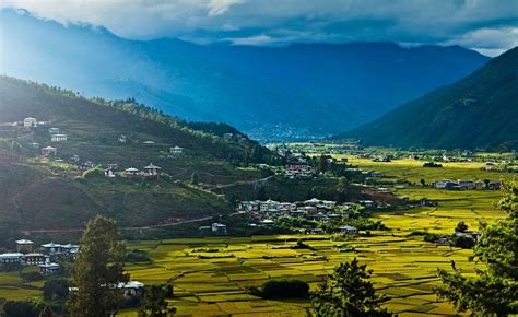 Paro'da farklı sektörden oluşan markaların her zaman, her kitleye özel sunduğu bir kampanya mutlaka vardır. Top 10 Things to do in Bhutan - Adventure Activities in Bhutan