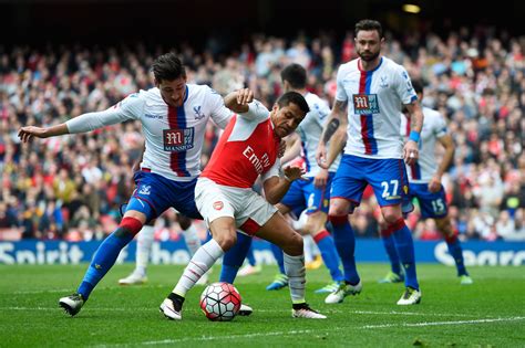 Alexis Sanchez Scores A Gorgeous Goal Vs Crystal Palace Video